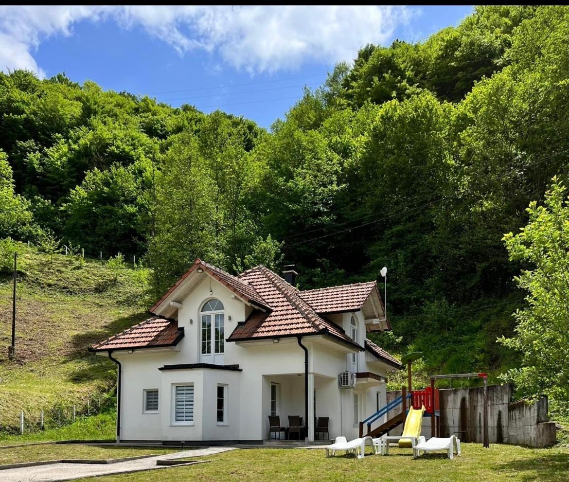Cobras Plivsko Jezero, Jajce Villa Kültér fotó